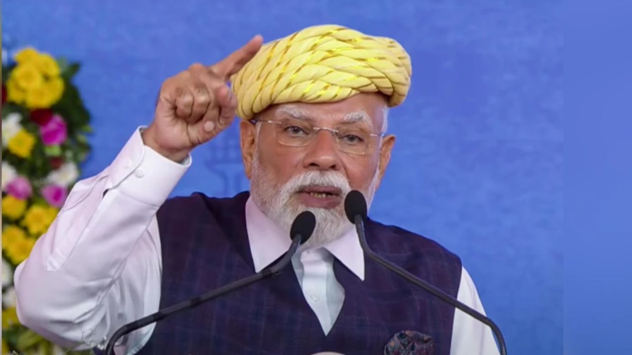 'भारताचा सर्वात मोठा शत्रू कोण? PM नरेंद्र मोदींनी सांगितलं, म्हणाले…